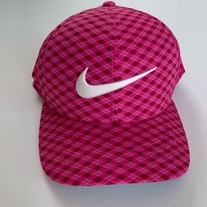 Nike Classic 99 print Performance Golf Hat. Unisex